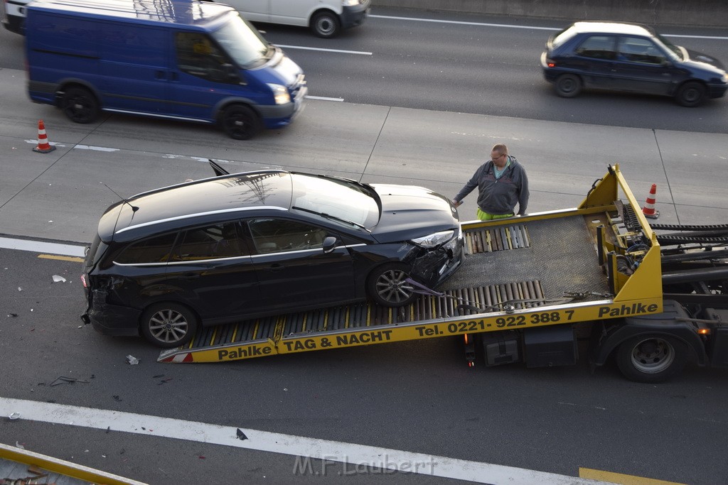 VU mehrere PKW A 3 Rich Oberhausen Hoehe AK Koeln Ost P239.JPG - Miklos Laubert